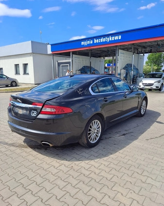 Jaguar XF cena 7800 przebieg: 150437, rok produkcji 2010 z Lesko małe 154